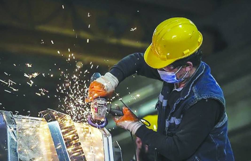 Memur ve emekli için zam tablosu belli oluyor! İşte kalem kalem zam oranları 15